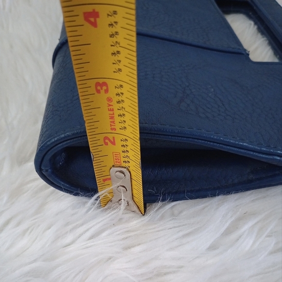 Charming Charlie Snap Closure Blue Faux Leather Clutch Purse - Picture 13 of 14